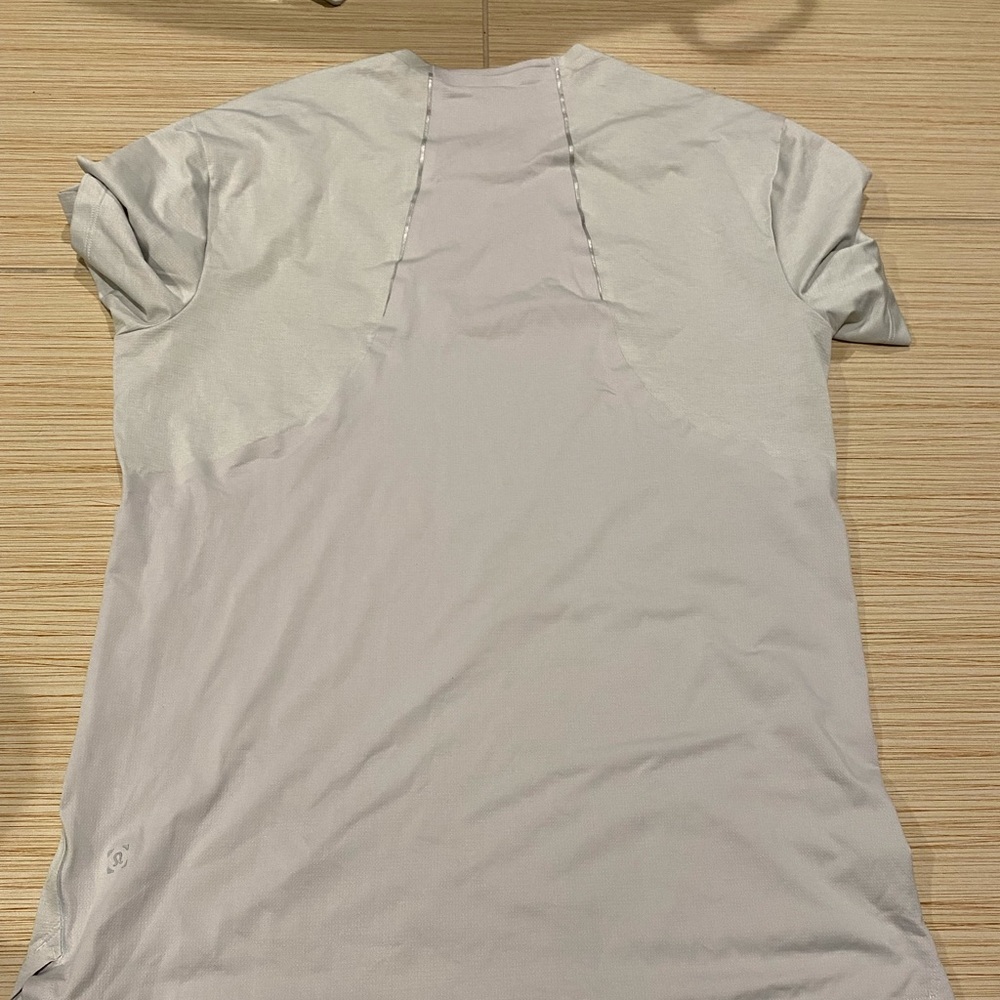 Lululemon Tee Shirt